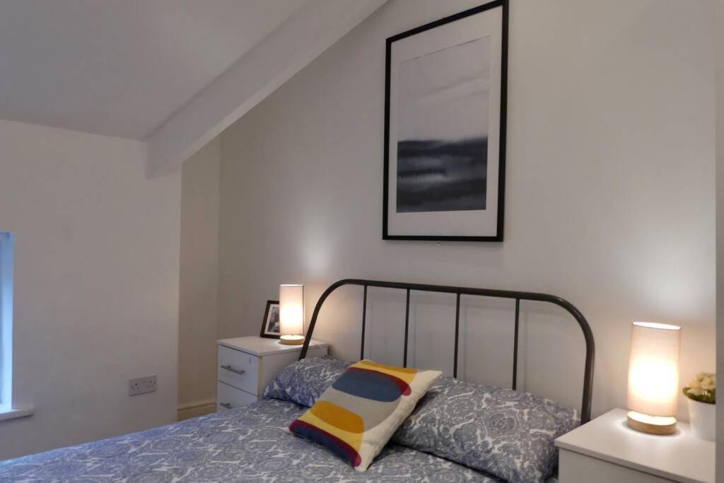 2 Bedroom Apartment Nr City Centre, Uni & Parks Cardiff Eksteriør billede